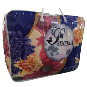 Fourniture directe d'usine pour la <span class=keywords><strong>couverture</strong></span> de lit en molleton de flanelle de luxe de vente chaude <span class=keywords><strong>couverture</strong></span> en flanelle solide de haute qualité - Product Image 1