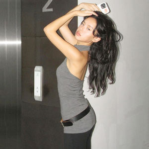 American Vintage Solid Color Halter Neck <b>Tank</b> <b>Top</b> <b>Women</b> Backless Midi Length Slim Fit Bodycon Sexy Casual <b>Top</b> Without Belt - Product Image 2