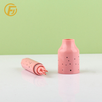 Stylo de maquillage rose synthétique à pression pour estomper les imperfections, compatible avec les poignées de pinceaux en plastique personnalisables et la personnalisation