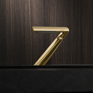 Vòi lavabo thác nước, vòi chậu rửa mặt, vòi đơn, lắp đặt trên mặt bàn, mạ vàng xước, đồng thau, hiện đại, dùng cho phòng tắm - Product Image 6