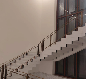 Barandilla de Escalera de Hierro Forjado de Lujo, Barandilla Curva para Balcón, Diseño Ornamental, Decoración Interior para Villa, con Recubrimiento en Polvo - Product Image 1