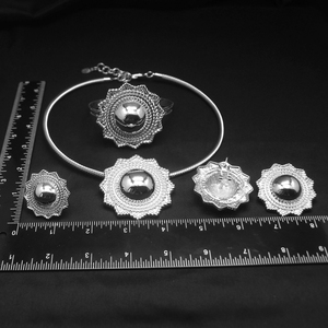 Ensemble <span class=keywords><strong>de</strong></span> <span class=keywords><strong>bijoux</strong></span>, collier, boucles d'oreilles et bague, en or 18k, cristaux autrichien, nouvelle <span class=keywords><strong>marque</strong></span> à la mode pour femmes - Product Image 4