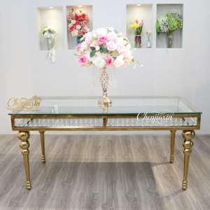 Tavoli e Sedie Rettangolari in Acciaio Inox Dorato di Lusso Personalizzabili per Decorazioni Matrimoniali ed Eventi - Product Image 2