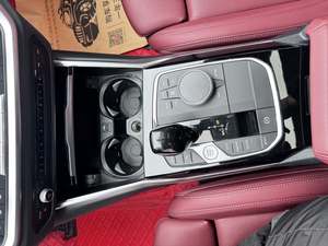 <span class=keywords><strong>รถ</strong></span>ยนต์<span class=keywords><strong>มือ</strong></span><span class=keywords><strong>สอง</strong></span> ปี 2022 <span class=keywords><strong>BMW</strong></span> 320Li แพ็คเกจ M Sport <span class=keywords><strong>รถ</strong></span>ใช้แล้ว - Product Image 6