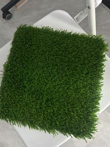 Gazon artificiel d'extérieur pour terrain de football, gazon synthétique pour sports, terrain de football réaliste et durable - Product Image 3