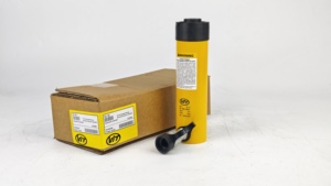 Cilindro hidráulico RC‑156 de carrera extendida, 152 mm de carrera, 15 toneladas, cumple con el estándar de rendimiento ENERPAC para reparación y reacondicionamiento de plantas - Product Image 4