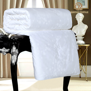 Couette d'hiver En soie faite à la main, couette, Veste En <span class=keywords><strong>Duvet</strong></span> <span class=keywords><strong>De</strong></span> <span class=keywords><strong>Canard</strong></span>, ensembles <span class=keywords><strong>De</strong></span> literie d'été - Product Image 2