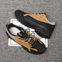 Bottes de Montagne d'Escalade Homme Chaussures de Randonnée Anti-Dérapantes Imperméables Résistantes à l'Usure pour Activités Sportives en Plein Air