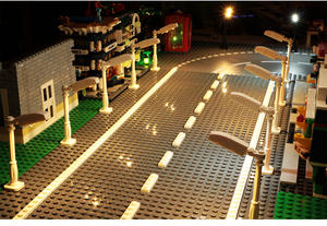 MOC briques éclairage éclairage accessoires pièces petite particule mandoll tenant épée poignée sabre laser - Product Image 2