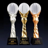 Vente en gros Trophées de football, de basket-ball, de tennis, de golf et de volley-ball K9 en verre cristal avec base noire
