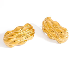 Pendientes de Concha Marina Serie Océano, Chapados en Oro de 18K, Acero Inoxidable, para Mujer, Joyería de Regalo - Product Image 5