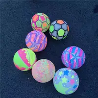 नई उत्पाद बच्चों एलईडी खिलौना फ्लैश लाइट अप पलटाव गेंद Inflatable गेंद फुटबॉल आउटडोर चमकदार करतब दिखाने गेंद