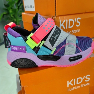 Chaussures de <span class=keywords><strong>basket</strong></span>-ball pour garçons - Chaussures de sport respirantes en maille pour garçons, chaussures d'entraînement professionnelles pour enfants - Product Image 3