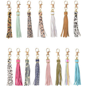 <span class=keywords><strong>Porte</strong></span>-clés pendentif pompon en faux <span class=keywords><strong>cuir</strong></span> artificiel avec homard pivotant sac accessoires portefeuille artisanat fournitures sac à main décoration - Product Image 1