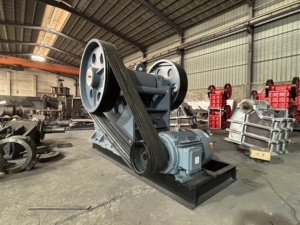 Pe400x600 Máy Nghiền hàm 50 t/h Máy Nghiền đá dây chuyền sản xuất đá vôi quặng vàng đá nhỏ Máy Nghiền đá để bán - Product Image 4