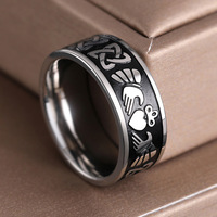 Bague Punk tendance en acier inoxydable unisexe avec couronne en forme de cœur et pierre naturelle