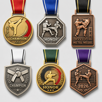 Médaille personnalisée en alliage de zinc 3D pour le karaté et le taekwondo, médaille d'honneur pour le champion du tournoi d'arts martiaux 2026, médailles de récompense en métal avec ruban