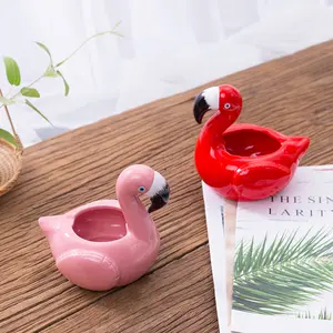 Креативной гостиной комнаты, украшенные забавной аппликацией лебедя керамическая пепельница прекрасный Фламинго в форме дома или в отелях животных пепельница, цвета: красный, синий, розовый