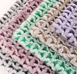 Легкая жаккардовая шуба из кроличьего меха - Product Image 1