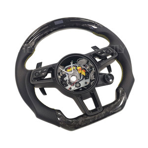 Volant en fibre de carbone forgé avec LED, accessoires de voiture personnalisés pour les modèles 991 992 958 970 971 - Product Image 4
