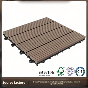 Baldosas de Madera Plástica WPC Entrelazadas Cuadradas de 300*300*28mm, Personalizadas y Reforzadas, para Terraza de Jardín, Impermeables y Antideslizantes - Product Image 5