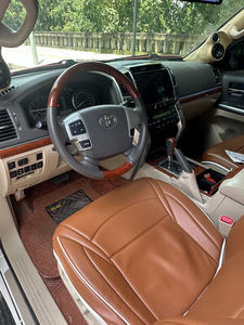 รถยนต์<span class=keywords><strong>มือ</strong></span><span class=keywords><strong>สอง</strong></span> Toyota Land Cruiser ปี <span class=keywords><strong>2012</strong></span> เครื่องยนต์ 4.0L VX เบนซิน SUV ยูโร 5 พวงมาลัยซ้าย เกียร์อัตโนมัติ สภาพดี รถออฟโรด ขายส่ง ส่งออก - Product Image 5