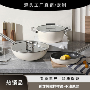Juego de Utensilios de Cocina Antiadherentes de Hierro Refinado, 3 Piezas: Wok, Sartén y Olla para Sopa, Calidad Superior, Comercio Nacional - Product Image 5