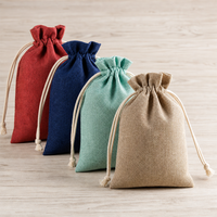 Sacs en toile de jute à cordon coulissant en gros, pochettes en jute naturel, sacs cadeaux en lin écologiques avec logo personnalisé pour bijoux et emballages de faveurs de mariage