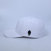 Gorra de béisbol de rendimiento para exteriores, blanca, con parche de cuero Windmill, logotipo de PVC y goma de trigo, y tela Ripstop