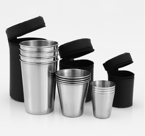 Coffret Cadeau IStapromo – 4 Tasses en Acier Inoxydable, Gobelets Métalliques Isothermes, Mugs à Bière avec Étui en Cuir Noir - Product Image 1