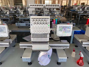 Máquina de Bordar Computarizada QK-1201 de Precio Económico, de Una Cabeza y 12 Agujas, Sistema Dahao - Product Image 3