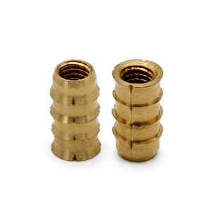 Moule personnalisé pour porte-clés, boîtier SSD double colonne en cuivre et laiton, pour la fabrication de grande quantité, usinage CNC, électroérosion à fil, perçage - Product Image 2