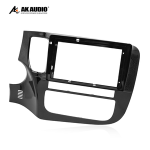 Kit de modification de tableau de bord en plastique ABS pour autoradio Android 9 pouces avec navigation pour Mitsubishi Outlander (LHD) 2014+ - Product Image 4