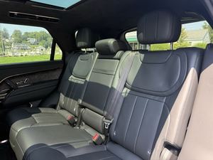 Negro, Land-Rover <span class=keywords><strong>Range</strong></span> Rover <span class=keywords><strong>Sport</strong></span> P360 First Edition AWD <span class=keywords><strong>2023</strong></span>, Volante a la Izquierda, R18, Usado, Asientos de Cuero, Navegación, Asientos con Calefacción, Panorámico - Product Image 6