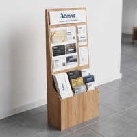 Présentoir sur pied en bois personnalisé pour cartes de vœux et brochures – Idéal pour salons professionnels