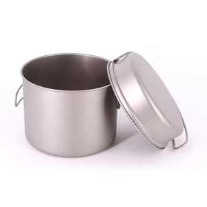 Batterie de cuisine de camping en plein air ultralégère en titane personnalisée OEM poêle à frire suspendue à poignée pliable avec vaisselle Cook's Essential - Product Image 1