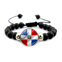 Gelang manik-manik kaca cabochon bertema Bendera Republik Dominika, bertekstur sandblast, tema nasional patriotik, dengan simpul geser yang dapat disesuaikan.