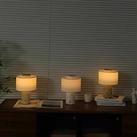 Lampe de chevet carrée postmoderne simple de luxe en travertin, à piles, avec abat-jour en tissu