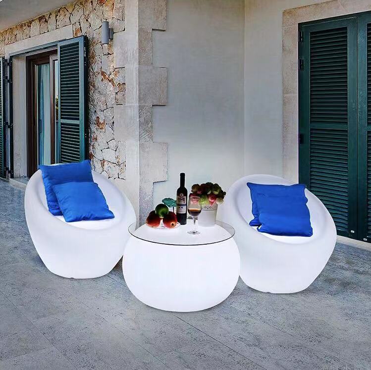 Низкая цена 8 видов цветов Пульт дистанционного управления светодиойдный шарообразная мебель адвокатского сословия пластиковые барные столы