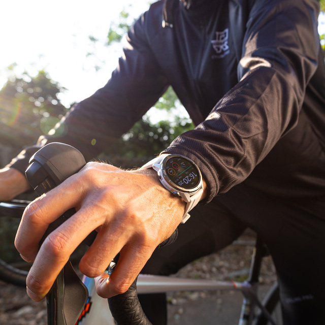 AGM W1 Smart Watch 1.43 Inch AMOLED Display GPS IP68 Waterproof Calling 300mAh Battery Activity Tracker with Compass & Calendar