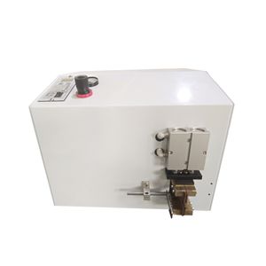 Machine de découpe et de dénudage blindée tressée en métal pour câble tressé - Product Image 1