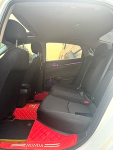 <span class=keywords><strong>Honda</strong></span> <span class=keywords><strong>Civic</strong></span> <span class=keywords><strong>2019</strong></span> 1.5T 220TURBO Sport Manuale - Product Image 5