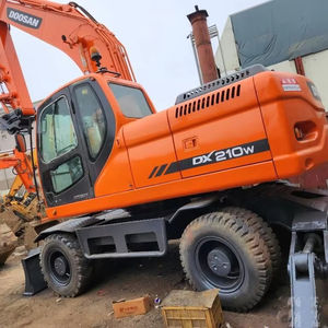 Machine d'excavatrice Doosan d'occasion coréenne Dx210w Excavatrice sur roue d'occasion Doosan Dx210w Excavatrice sur roue d'occasion bon marché - Product Image 1