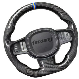 Volant de voiture en fibre de carbone pour <span class=keywords><strong>Volvo</strong></span> XC40 S90 S60 V60 V90 S40 V40 XC60 XC90 – Modification améliorée - Product Image 4