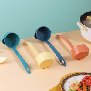 Cuillère séparatrice d'huile de style japonais, passoire en plastique pour la cuisine et le drainage - Product Image 1