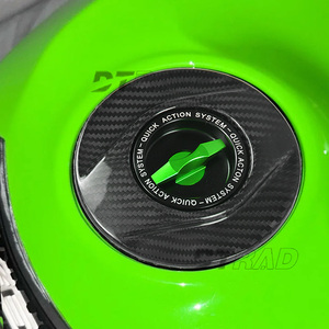غطاء خزان وقود جديد من ألياف الكربون لدراجات كاواساكي ZX-10R/RR ZX-6R ZX-14R Z800 Z750 Z125 <span class=keywords><strong>Z1000</strong></span> SX سريع الفك لغطاء الوقود والبنزين - Product Image 2