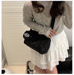 Elegante Mini Bolso Tipo Satchel <span class=keywords><strong>con</strong></span> Doble Compartimento, Material de PU Suave, Una Sección Principal <span class=keywords><strong>con</strong></span> Cierre y Una Bolsa Redonda Extraíble - Product Image 5