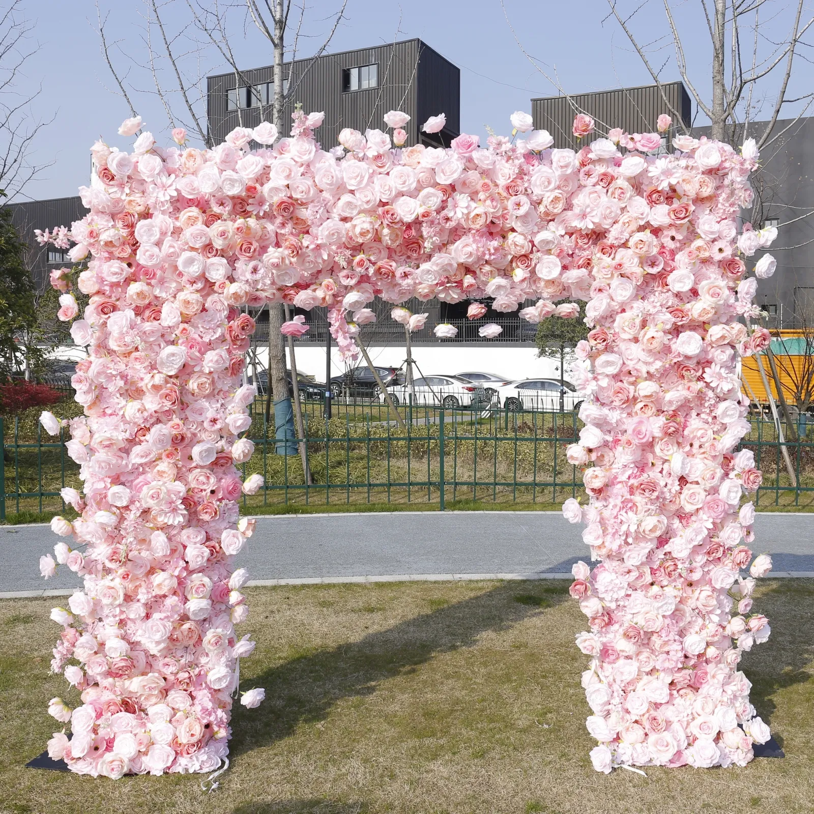 Flower Arrangement Supplies High Quality Artificial Flowers Pink Square Flower Arch Outdoor Wedding Decoration Background