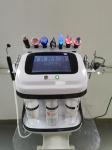 Appareil facial professionnel à 10 poignées, à jet d'oxygène et aspiration, Aqua Peel Microdermabrasion pour le rajeunissement de la peau, l'hydratation et le soin anti-rides - Product Image 5