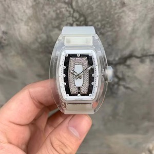 This Year's Luxurious Fashionable Simple Neutral Crystal Case Carbon Fiber Sapphire Dial Diver Power Reserve Skeletonized - Product Image 4